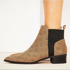 Animal print bootie